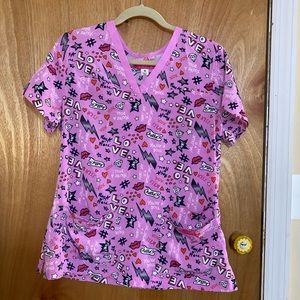 KOI Betsey Johnson 3-Pocket V-Neck Fashion Printed Iris Scrub Top